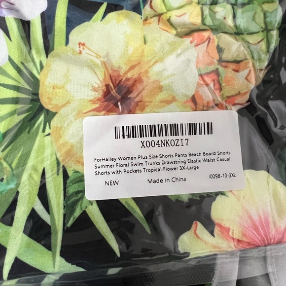 Tropical Floral women’s Swim Shorts - Picture 3 of 3